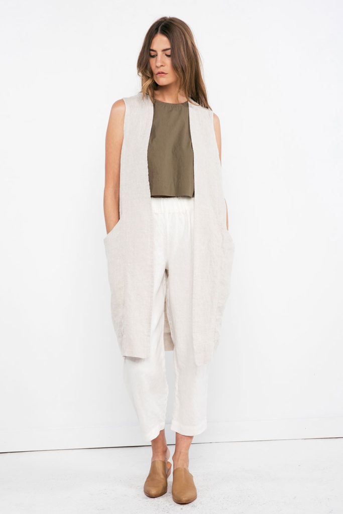 01-elizabeth-suzann-product-clyde-vest-midweight-linen-flax