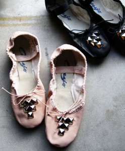 studded-ballet-slippers-0a