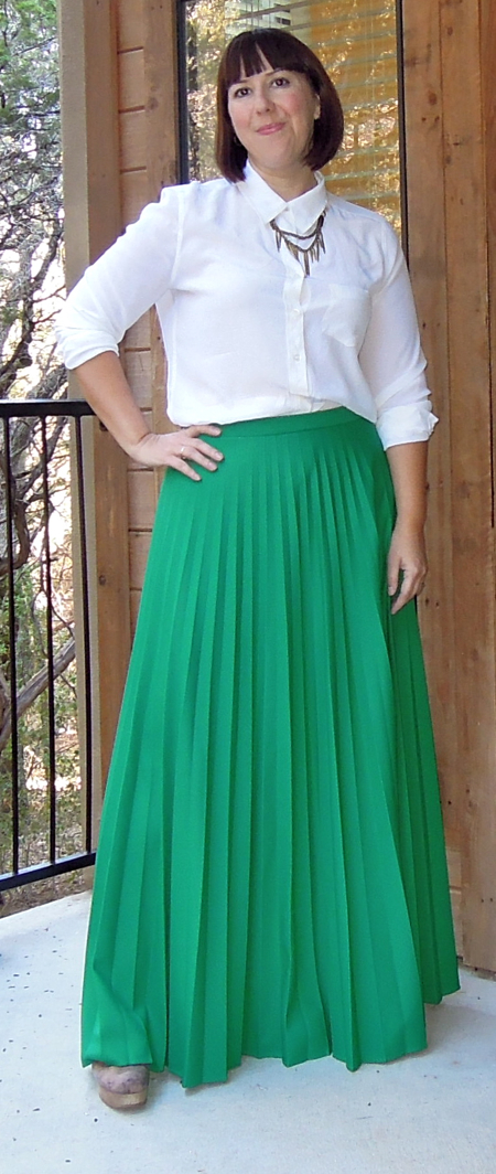 Outfit Input: long green skirt