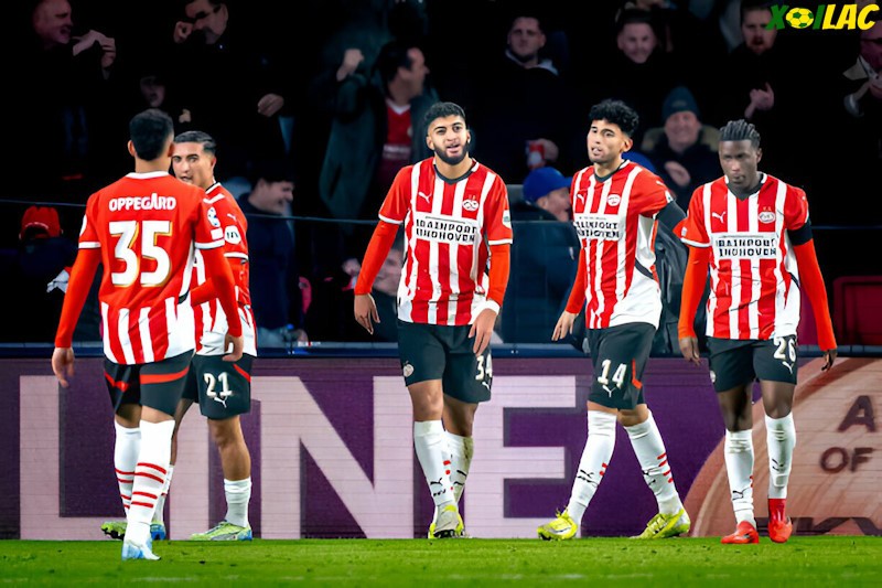 PSV sẽ đối đầu với Liverpool trên sân nhà